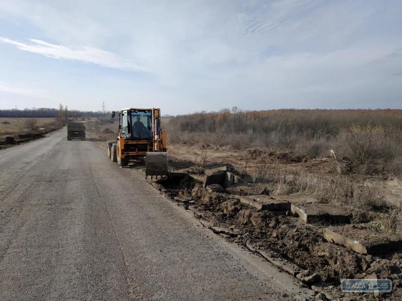 Стаття Капремонт дороги начался на севере Одесской области Ранкове місто. Крим