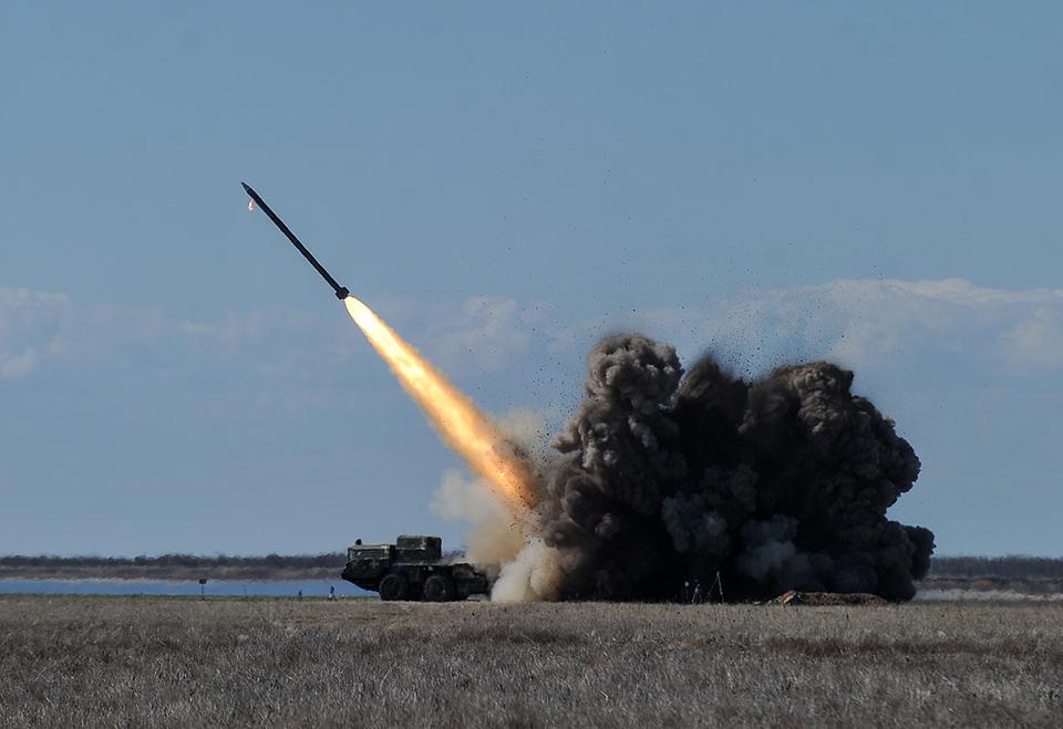 Статья Армія отримала першу сотню серійних ракет “Вільха” Утренний город. Крым