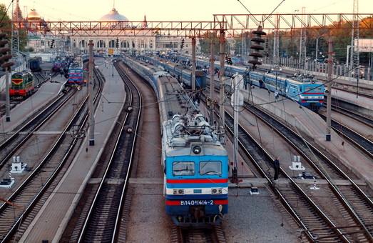 Стаття На зимние праздники «Укрзализныця» назначила два дополнительных поезда в Одессу Ранкове місто. Крим