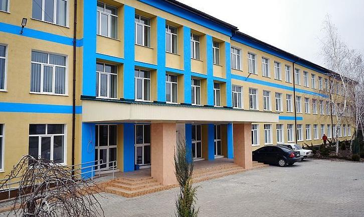 Стаття У Сіверську завершується ремонт опорної школи. ФОТО Ранкове місто. Крим