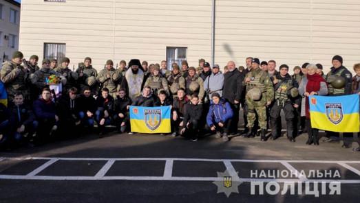 Стаття В зону боевых действий на востоке Украины отправилась очередная группа бойцов одесского «Шторма» Ранкове місто. Крим
