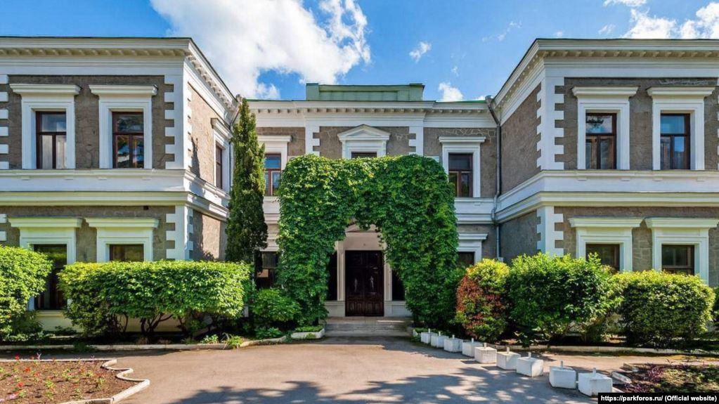Статья Власти России намерены превратить крымский дворец XIX века в гостиницу Утренний город. Крым