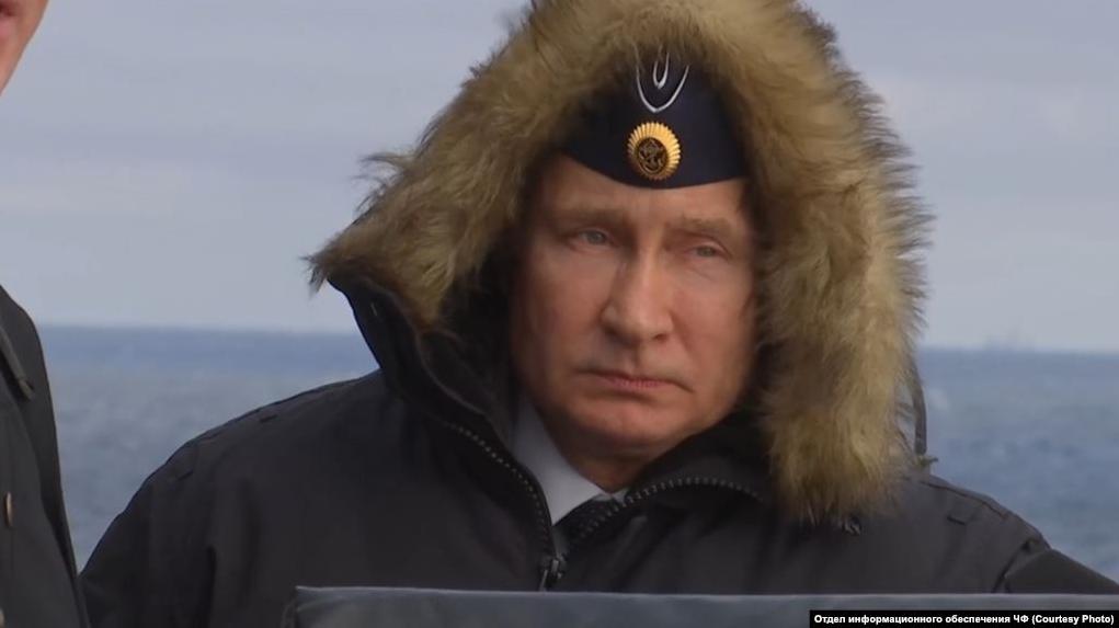 Стаття Что скрывает военный визит Путина в Севастополь? Ранкове місто. Крим