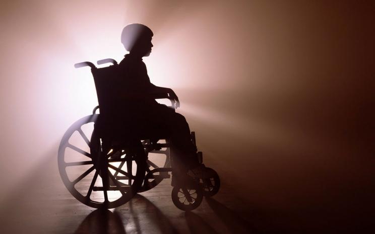Стаття Людей з інвалідністю у будь-яких касах обслуговуватимуть без черг Ранкове місто. Крим
