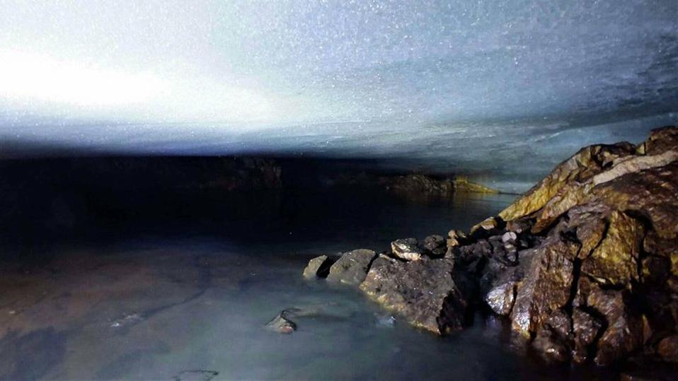 Стаття Неймовірне відкриття: українські вчені виявили велетенське підльодовикове озеро в Антарктиді (ФОТО) Ранкове місто. Крим