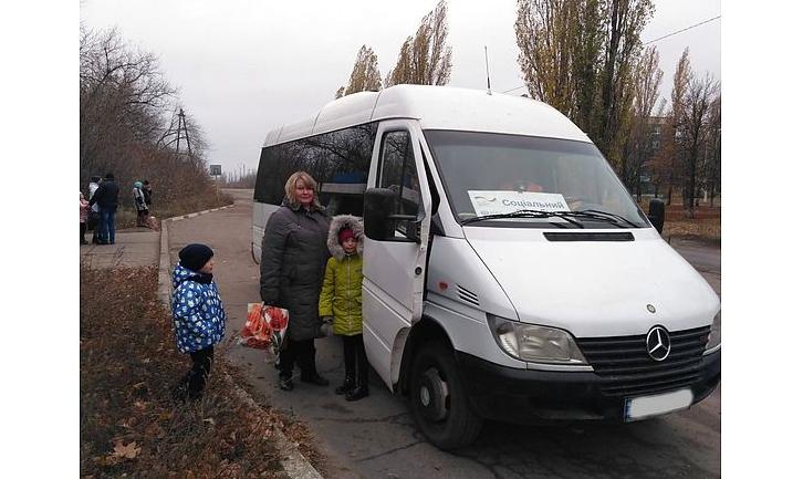 Стаття На Донеччині запрацював ще один соціальний маршрут для жителів «сірої» зони Ранкове місто. Крим