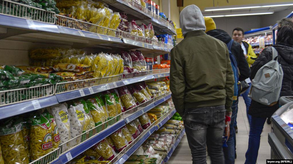 Стаття «Повышения цен избежать не удастся»: первые признаки продовольственной паники в Крыму Ранкове місто. Крим