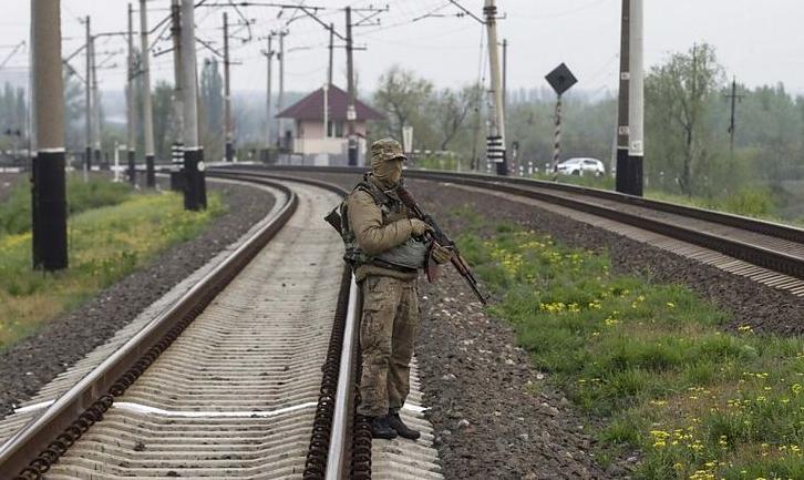 Стаття В ОРДЛО проходить ліквідація залізничних вузлів — залізничників вербують у бойовики Ранкове місто. Крим