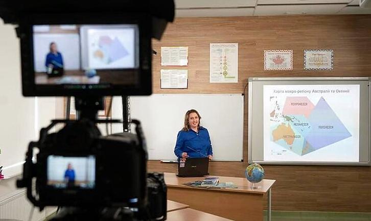 Стаття Стартував новий тиждень Всеукраїнської школи онлайн Ранкове місто. Крим
