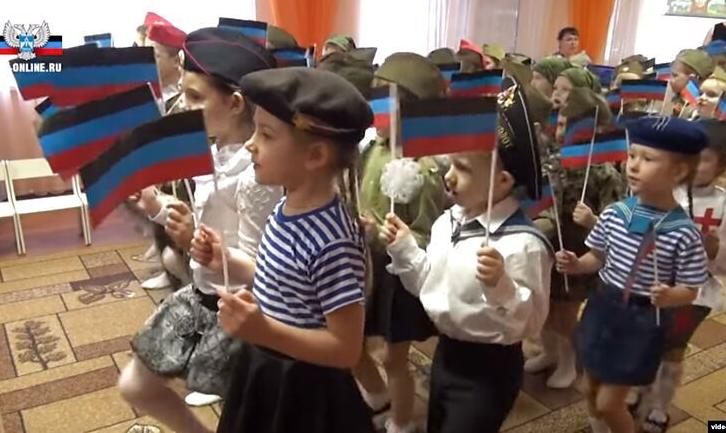 Стаття «На гроші Кремля», — в ОРДЛО реалізують програми з виховання дітей агентами «руського миру» Ранкове місто. Крим