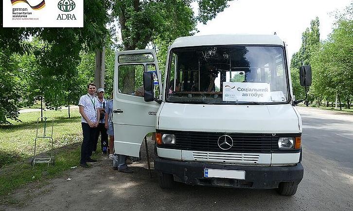 Стаття У сірій зоні Донбасу курсує безоплатний транспорт. ГРАФІК Ранкове місто. Крим