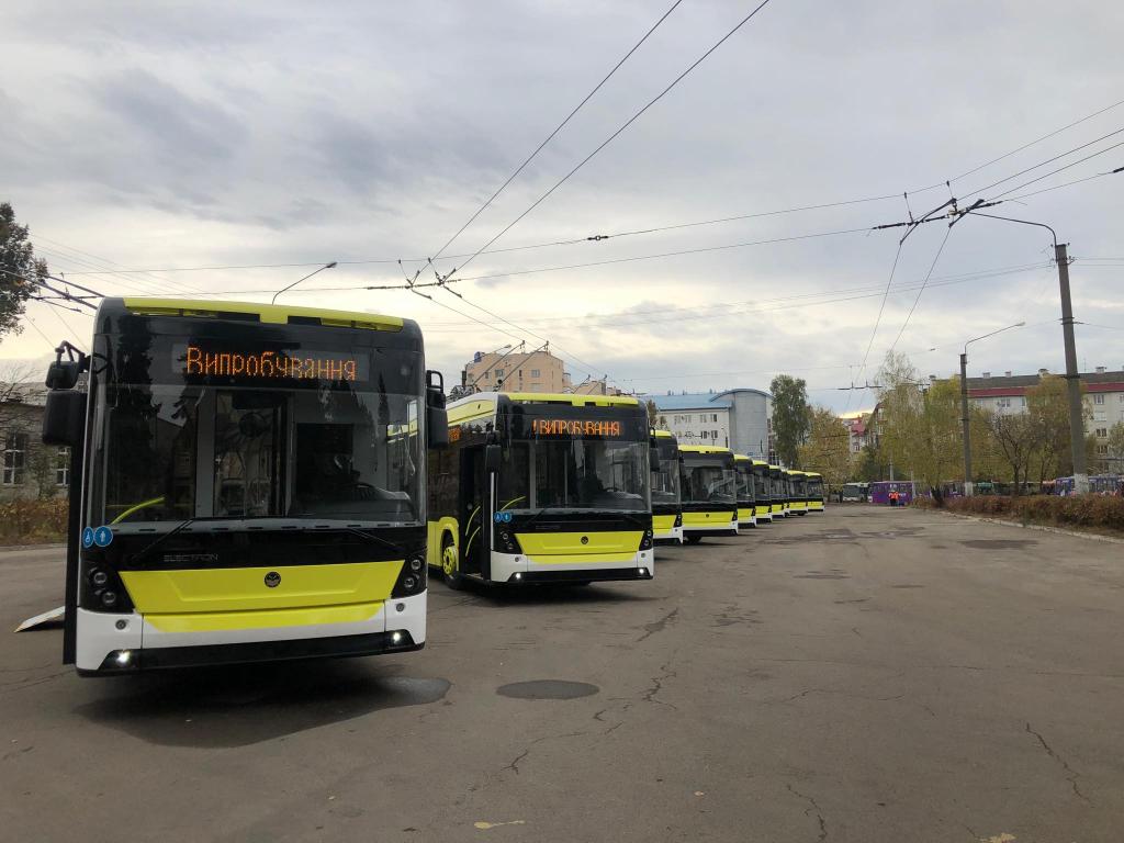 Стаття Ще один український завод розробив свій перший тролейбус з автономним ходом Ранкове місто. Крим