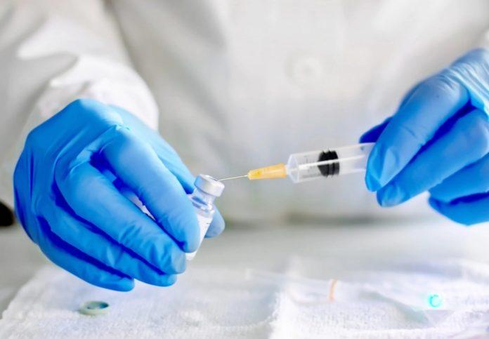 Стаття Крымчан готовят к вакцинации от коронавируса непризнанным препаратом? Ранкове місто. Крим