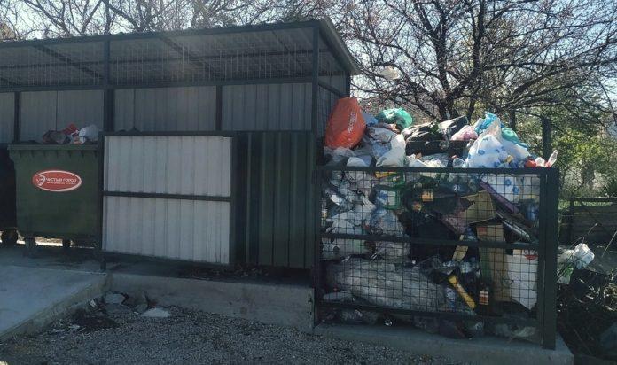 Стаття Не выгодно возить в Россию: в Крыму перестают сортировать мусор Ранкове місто. Крим