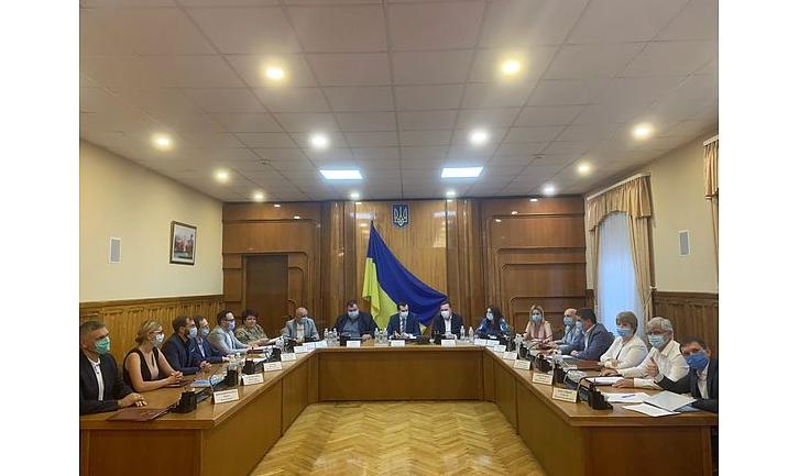 Стаття Окрім 18 громад Донбасу: ЦВК оголосила про старт виборчого процесу в Україні Ранкове місто. Крим