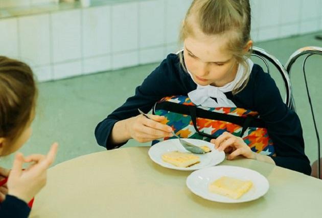 Стаття Фуд-блоггінг по-новому. Школи покажуть, чим насправді харчуються діти Ранкове місто. Крим