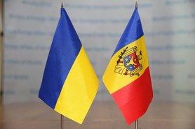 Стаття Молдова ограничила работу пункта пропуска на границе с Украиной Ранкове місто. Крим
