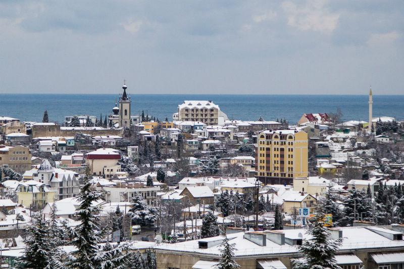 Стаття «Власти» Алушты хотят выкупать воду у владельцев источников Ранкове місто. Крим