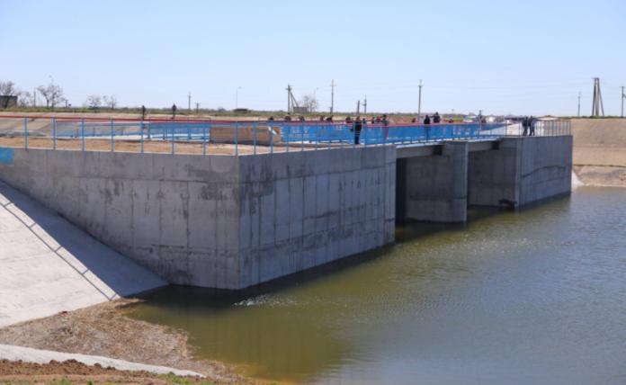 Стаття Дамбу Северо-Крымского канала достроят, чтобы исключить подачу воды в Крым Ранкове місто. Крим