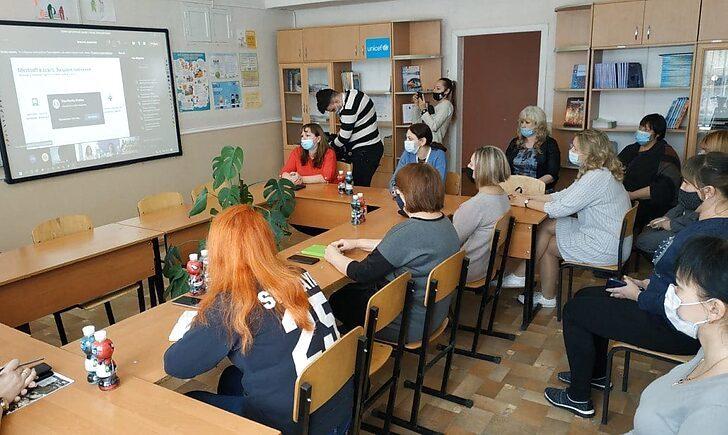 Стаття Крок у майбутнє: фахівці Microsoft провели навчання для школярів Торецька Ранкове місто. Крим
