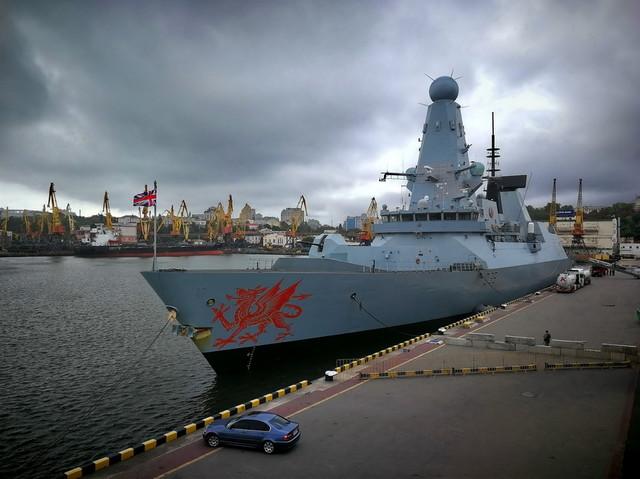 Стаття Защищать Одессу с моря будут боевые корабли Королевского флота вместо американских эсминцев Ранкове місто. Крим