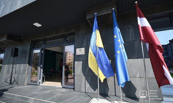 Стаття Латвійська Республіка відкрила почесне консульство у Слов’янську Ранкове місто. Крим