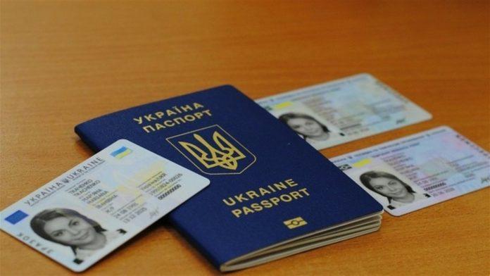 Стаття Оформление паспортов для переселенцев могут упростить – что известно Ранкове місто. Крим