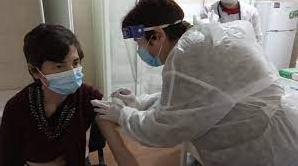 Стаття В Северодонецке приглашают на вакцинацию от COVID-19 людей старше 65: куда обращаться? Ранкове місто. Крим