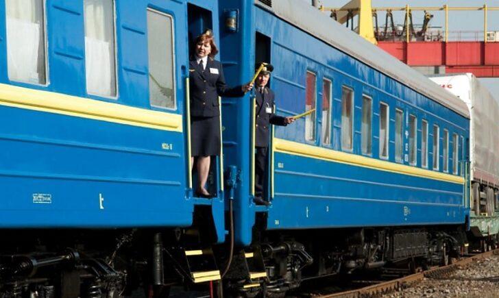 Статья Укрзалізниця збільшить кількість рейсів поїзда на Луганщину Утренний город. Крым