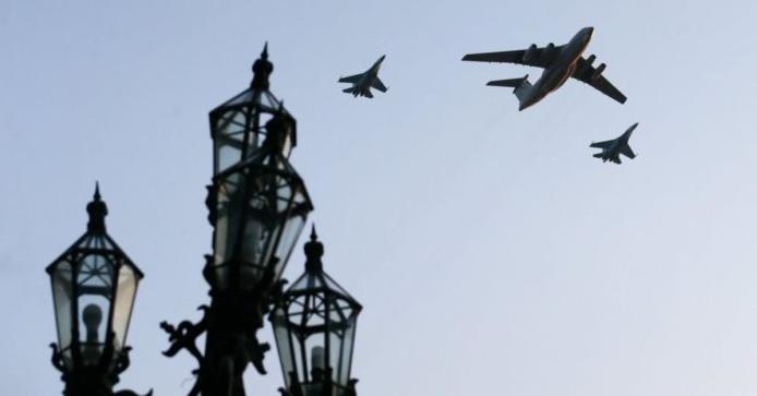 Стаття Авиация США и Словении будет участвовать в воздушном параде в День Независимости Ранкове місто. Крим