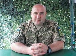 Стаття В ООС группировку «Схід» возглавил первый генерал независимой Украины, руководивший обороной ДАП Ранкове місто. Крим