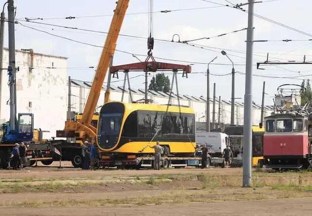 Стаття Одесская компания поставила в Киев свой первый низкопольный трамвай Ранкове місто. Крим