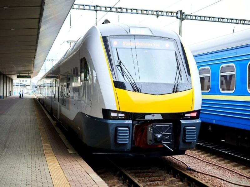 Стаття “Укрзалізниця” тестує нові швидкісні поїзди Stadler FLIRT – де їх запустять Ранкове місто. Крим