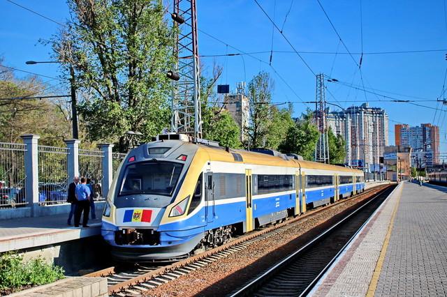 Стаття Возобновляется движение пассажирского поезда Одесса - Кишинев Ранкове місто. Крим