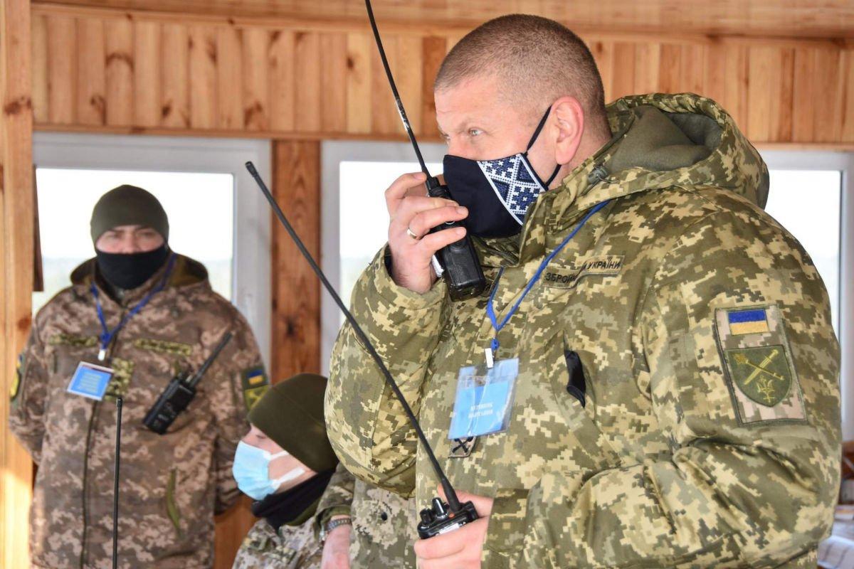 Стаття Главнокомандующий ВСУ Валерий Залужный отменил запрет на ведение ответного огня военными ООС Ранкове місто. Крим