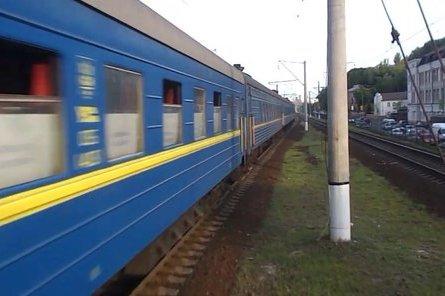 Стаття Укрзализныця начала продажу билетов на все поезда дальнего следования через Viber и Telegram Ранкове місто. Крим
