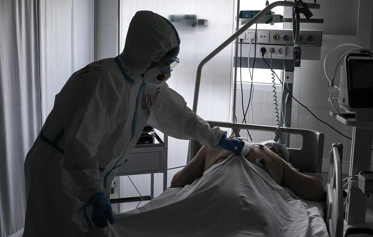 Стаття Появились кадры из больницы в Донецке, где уже нет мест для тел погибших Ранкове місто. Крим