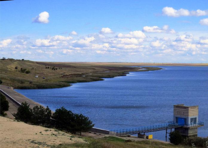 Стаття Оккупантам не хватает воды для снабжения восточного Крыма Ранкове місто. Крим
