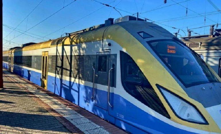 Стаття На Одесской железной дороге могут появиться новые поезда после дня железнодорожника (ВИДЕО) Ранкове місто. Крим