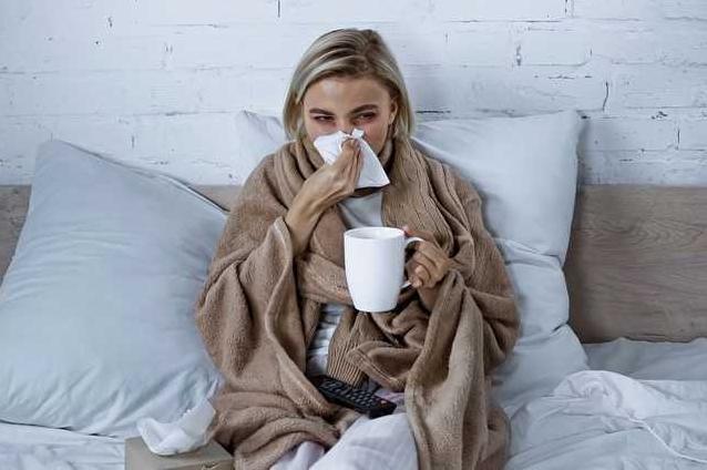 Статья В МОЗ объяснили украинцам, чем отличаются симптомы обычного гриппа и коронавируса нового типа Утренний город. Крым