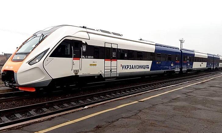 Стаття З’єднає східні регіони країни: Укрзалізниця запускає новий регіональний поїзд Ранкове місто. Крим