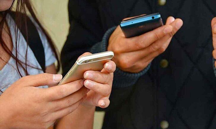 Стаття Як користуватись смартфоном без інтернету та мобільного зв’язку? Ранкове місто. Крим