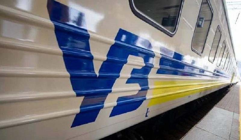 Стаття “Укрзалізниця” скасовує низку приміських поїздів по всій країні: деталі Ранкове місто. Крим