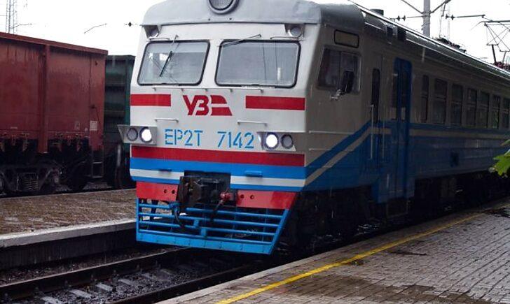 Стаття На Донеччині змінено розклад руху приміських поїздів. ГРАФІК Ранкове місто. Крим