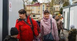 Стаття В модульном городке во Львове поселились первые 250 переселенцев (фото) Ранкове місто. Крим
