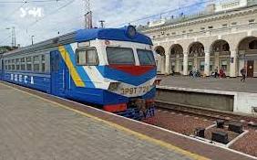 Стаття Одесская железная дорога вводит дополнительный пригородный поезд Ранкове місто. Крим