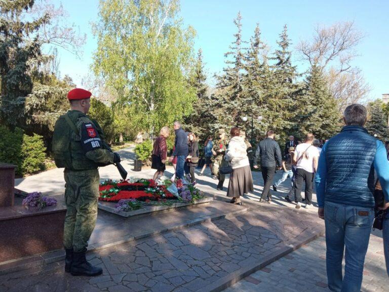 Статья «Победобесие» не зашло: оккупанты не смогли создать правильную картинку 9 мая в Запорожской области Утренний город. Крым
