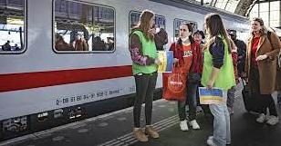 Статья Из Перемышля в Запорожье запустят новый поезд для возвращения беженцев в Украину Утренний город. Крым
