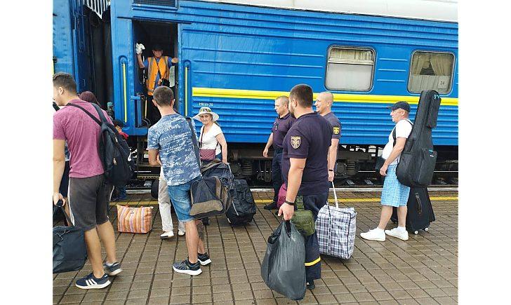 Статья Евакуація з Донеччини: корисні контакти для тих, хто виїжджає Утренний город. Крым
