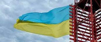 Стаття На одному з маяків Одещини замайорів величезний прапор, - ФОТО Ранкове місто. Крим